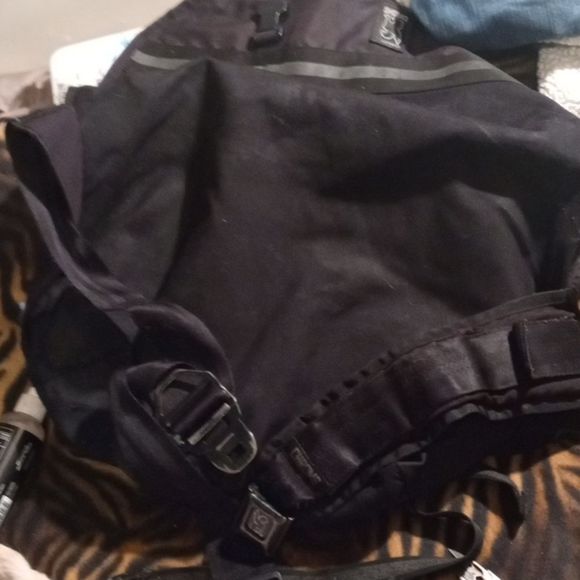 Chrome ® Messanger Bag - Picture 6 of 6